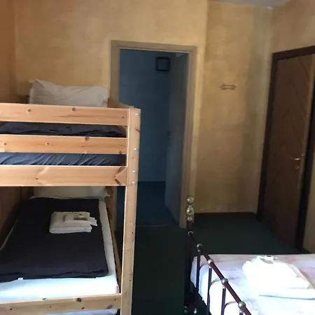 Mirabeau Bellagio Economy Per Famiglie O Gruppi, Con 4 Posti Letto * Magreglio